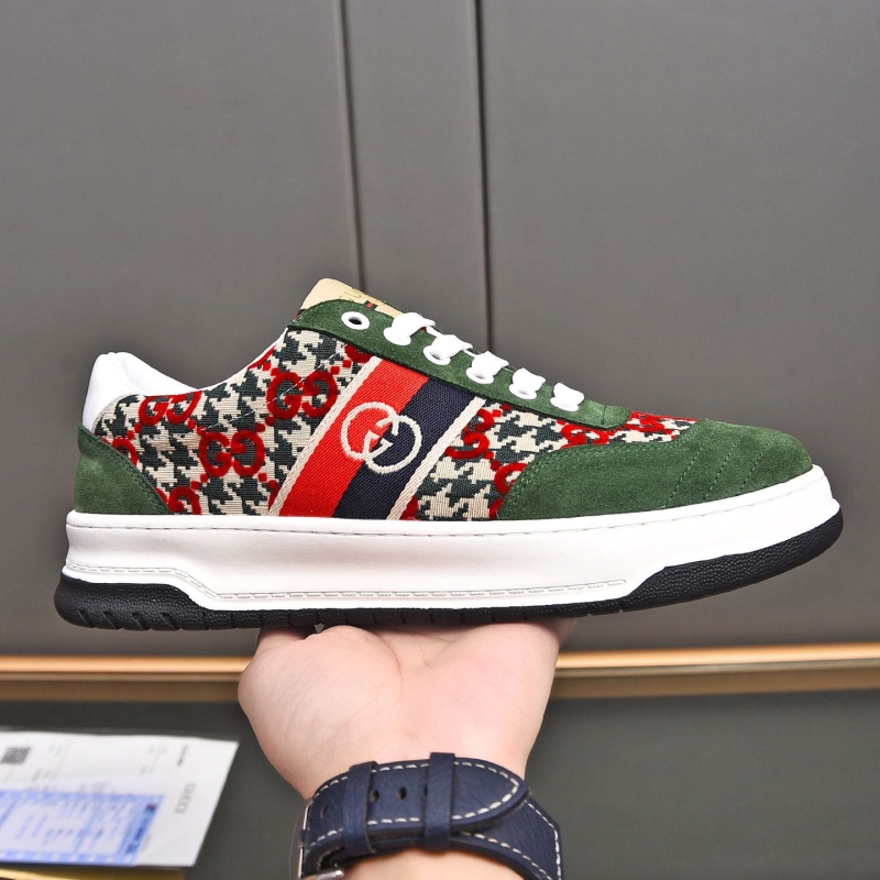 G*u*i casual shoes
